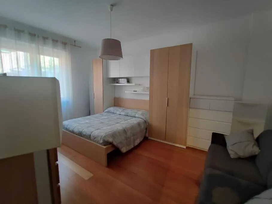 Esplora Comodamente Milano E Poi Riposa Tranquillo 0*, Milan Italy